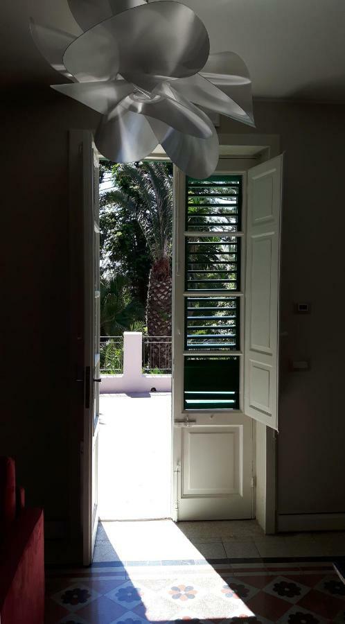Giardino Labruto Apartment เมสซีนา ภายนอก รูปภาพ