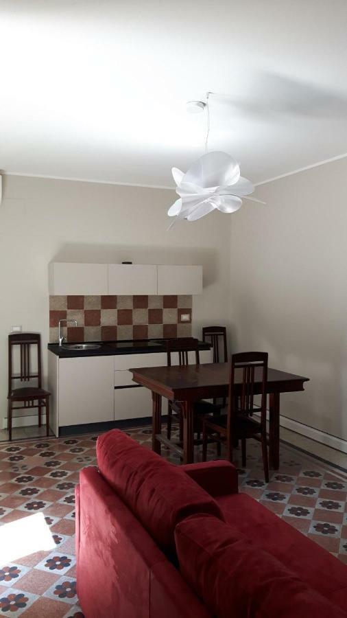 Giardino Labruto Apartment เมสซีนา ภายนอก รูปภาพ