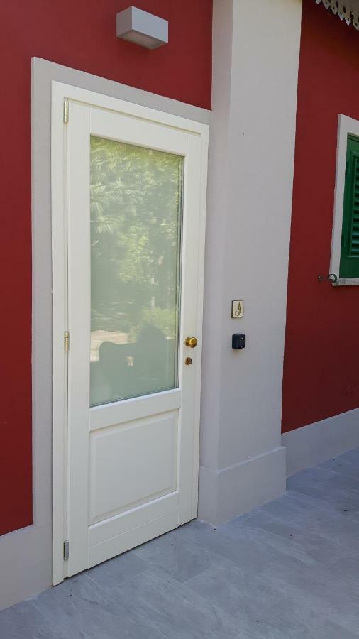 Giardino Labruto Apartment เมสซีนา ภายนอก รูปภาพ
