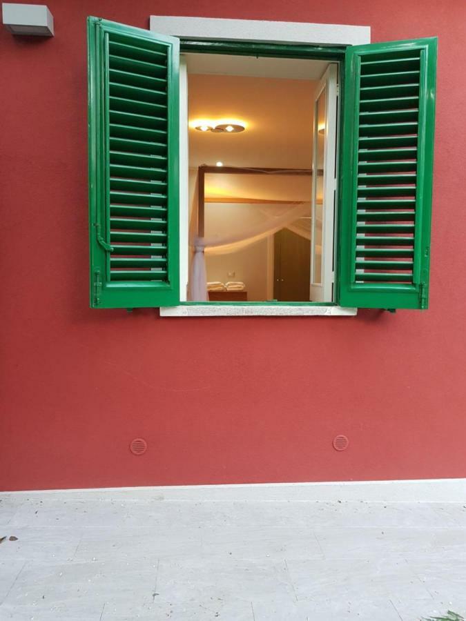 Giardino Labruto Apartment เมสซีนา ภายนอก รูปภาพ