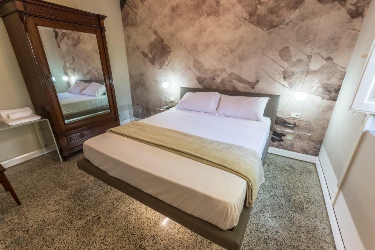 Giardino Labruto Apartment เมสซีนา ภายนอก รูปภาพ